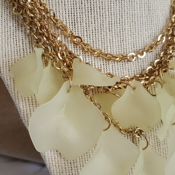 Fun Statement Necklace - Picture 2 of 3